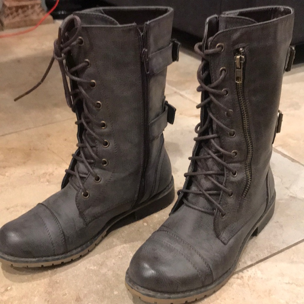 Nature Breeze Brown Military Boots, size 8
